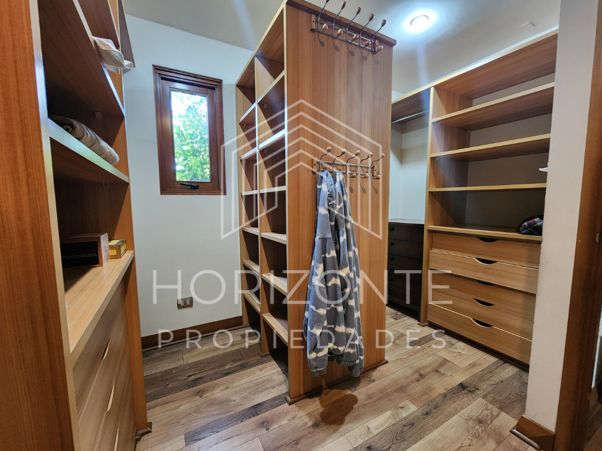 Venta Casa 5D en suite Walk-in cl&oacute;set 5B 3E 1B Los Trapenses - Lo Barnechea