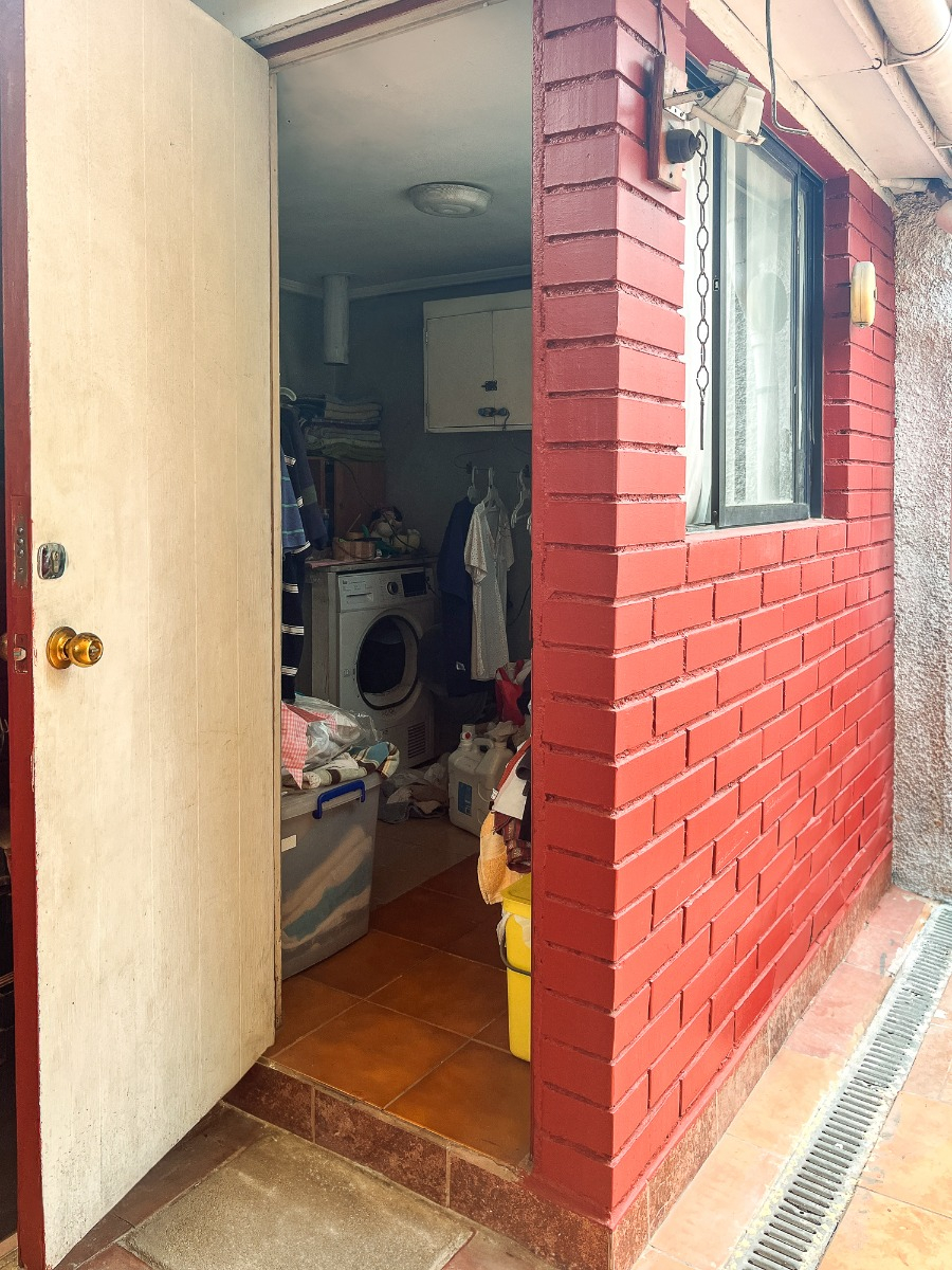 Venta Casa SP 4D en suite 3B 3E 1B Carlos Ossand&oacute;n - La Reina