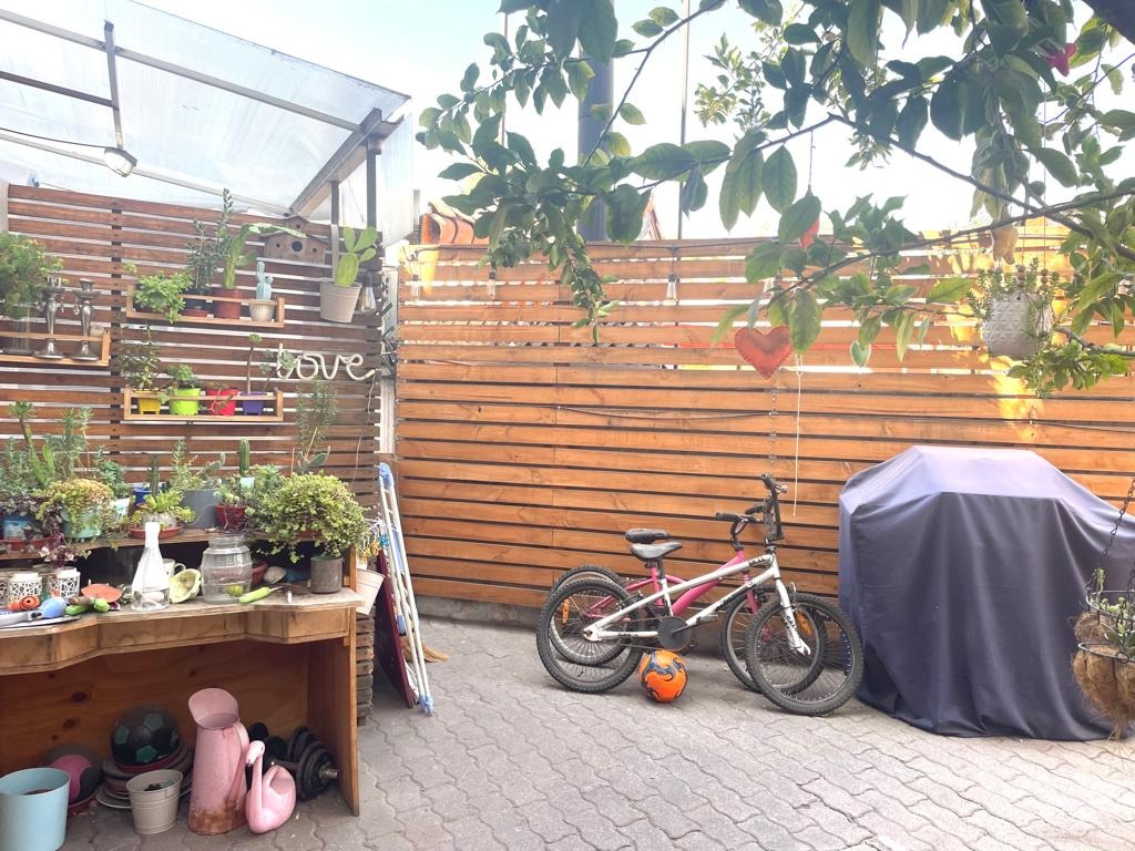 Arriendo Casa NO 5D en suite 3B 1E 1B Los Dominicos - Las Condes