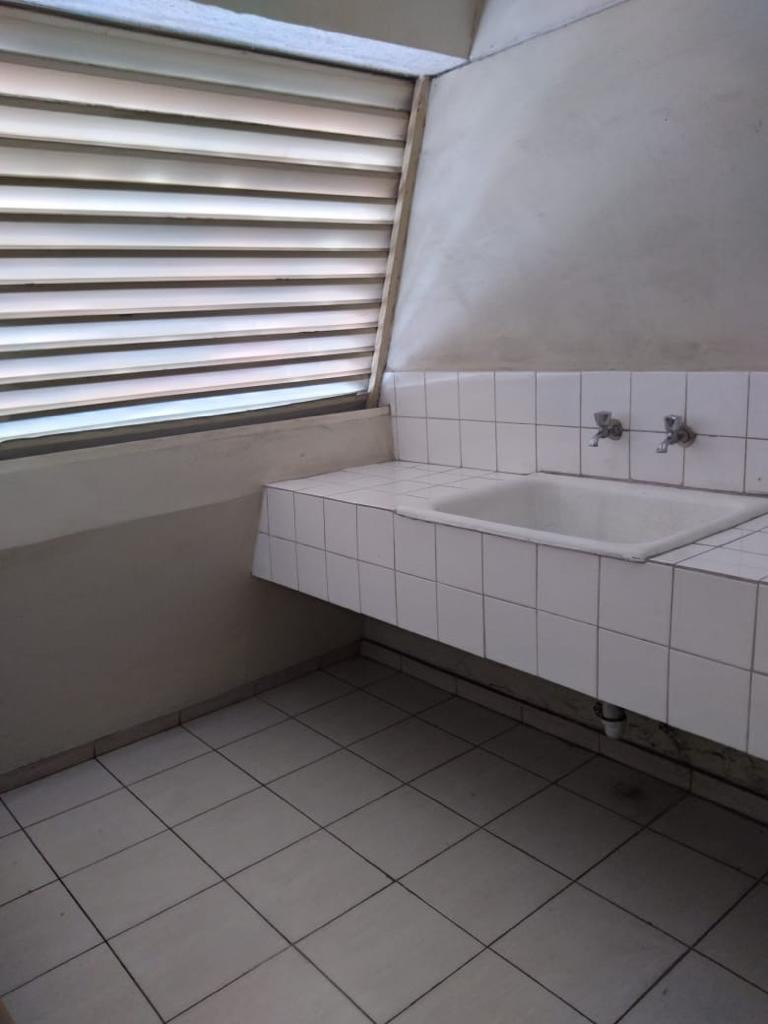 Venta Departamento 4D en suite Walk-in cl&oacute;set 4B 1E 1B Barrio El Golf - Las Condes