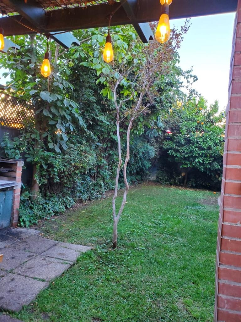 Arriendo Casa 2D Villa El Dorado - Vitacura