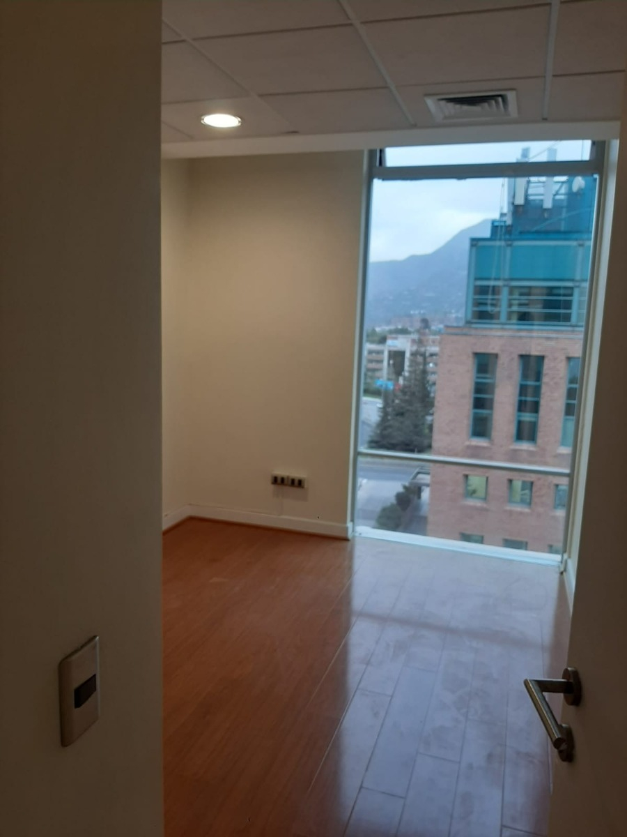 Arriendo Oficina 2B 1E 1B Estoril - Las Condes