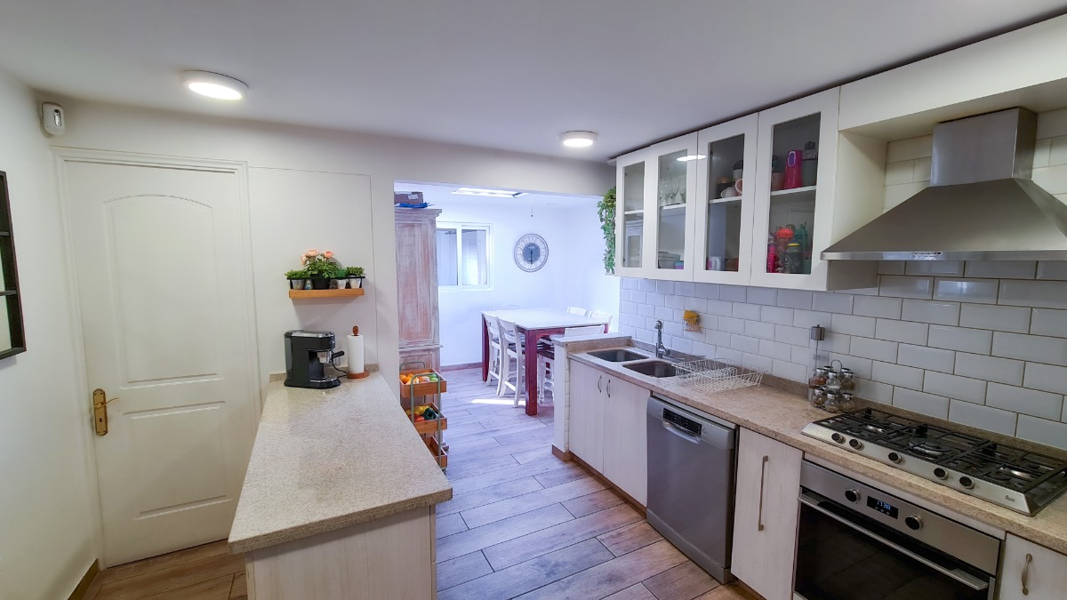 Venta Casa 5D San Carlos de Apoquindo - Las Condes