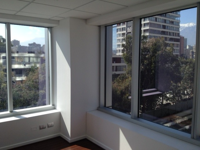 Arriendo Oficina SO 2B 2E Nueva Las Condes - Las Condes