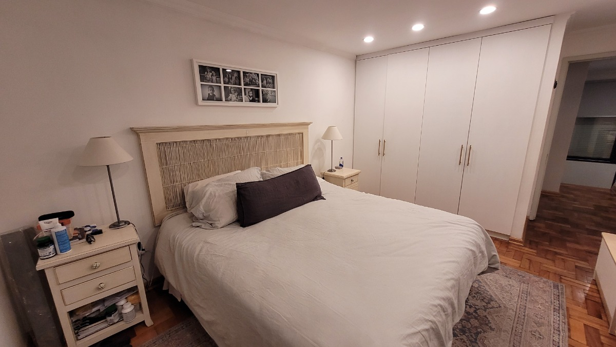 Arriendo Casa NP 4D 4B 2E 2B Borde R&iacute;o - Casa Piedra - Vitacura