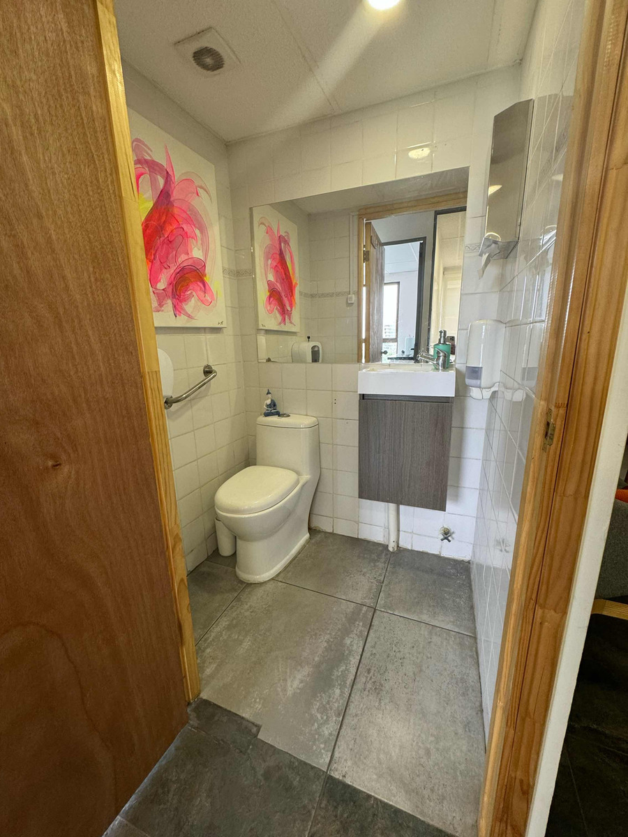 Venta Oficina 2B Metro Tobalaba - Mall Costanera - Providencia