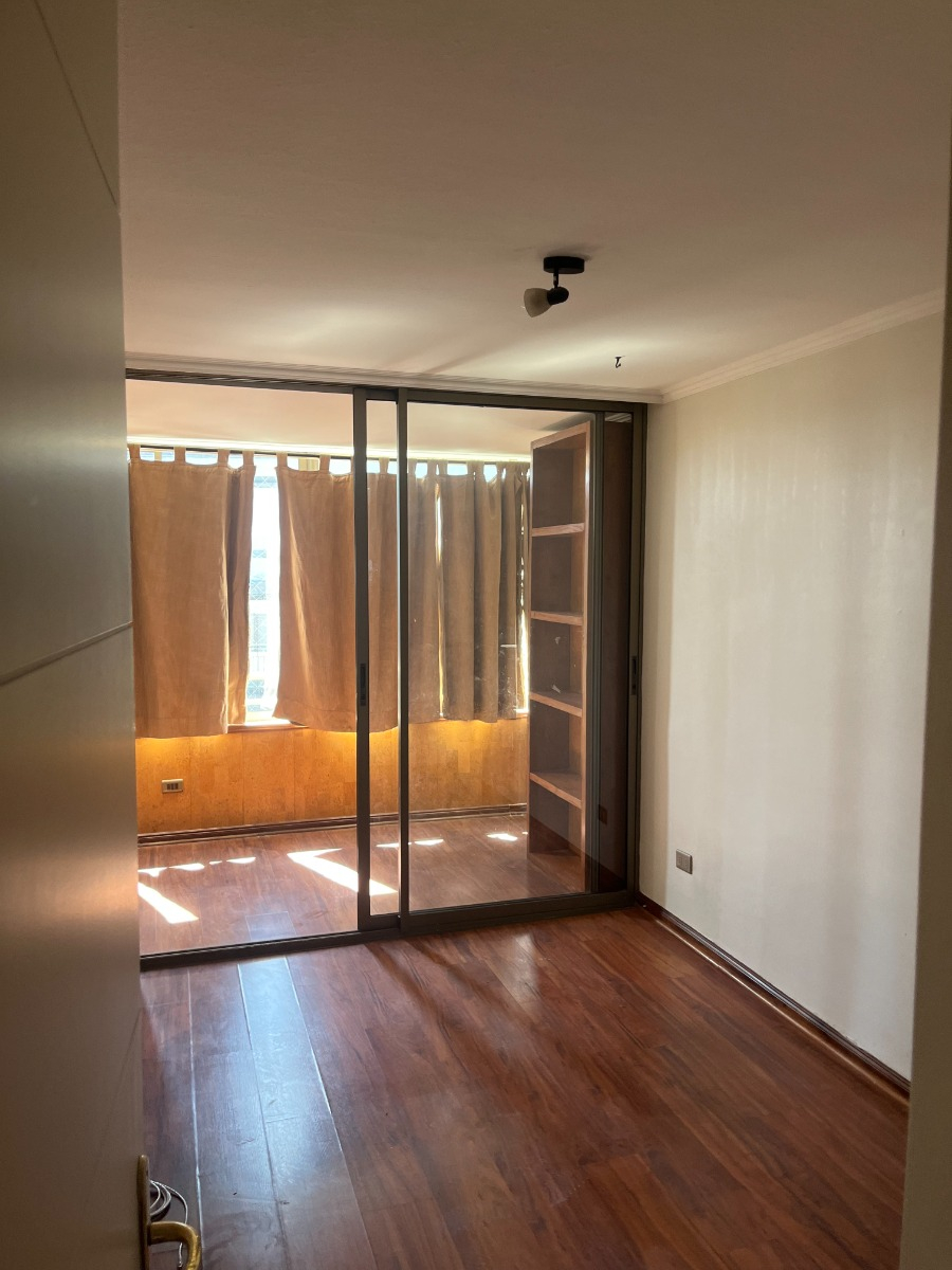 Arriendo Departamento NO 3D en suite 3B 1E 1B Campus Oriente - Providencia