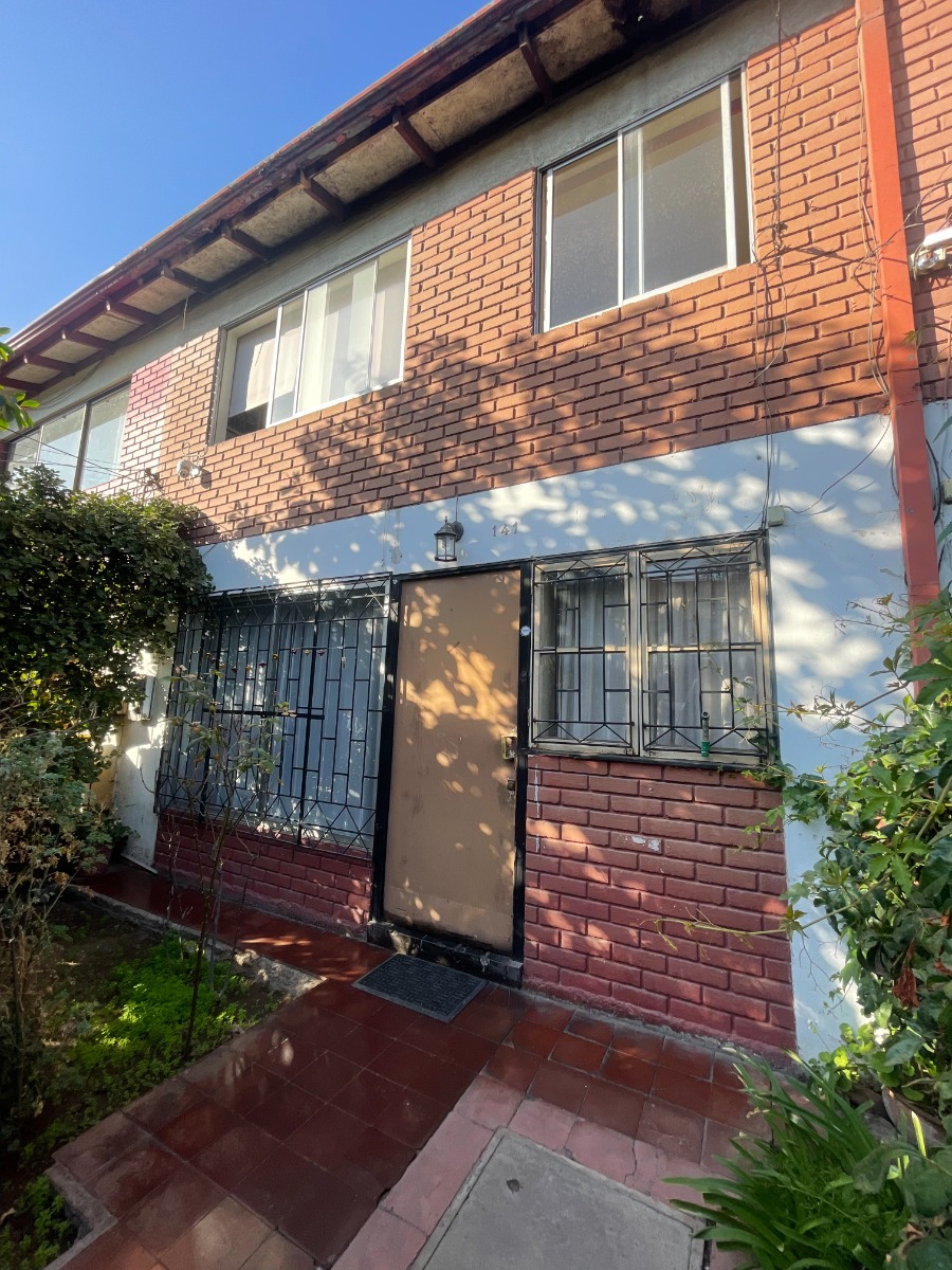 Venta Casa O 4D 2B 1E Bellavista - Providencia