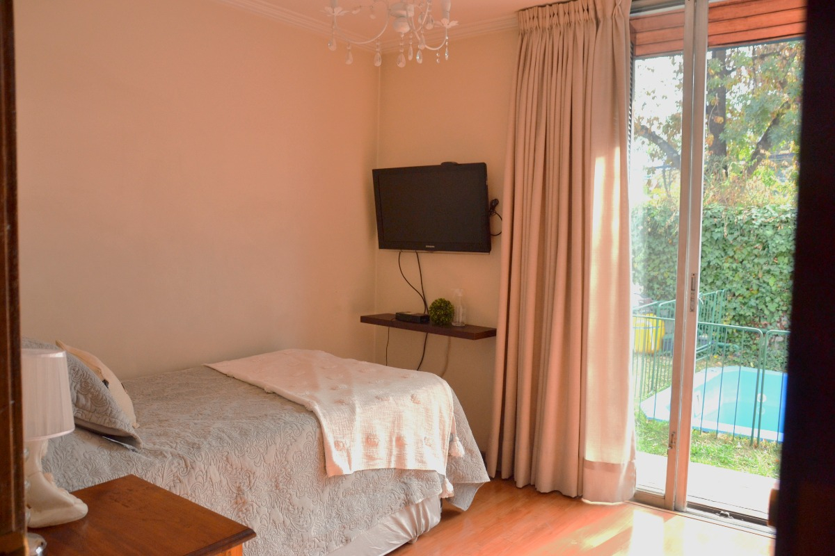 Venta Casa NO 4D en suite Walk-in cl&oacute;set 2B 2E 4B Estadio Croata - Vitacura