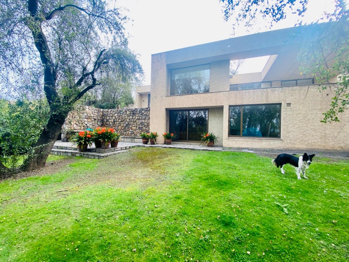 Venta Casa NO 5D en suite Walk-in cl&oacute;set 4B 6E 1B Juan XXIII - Vitacura