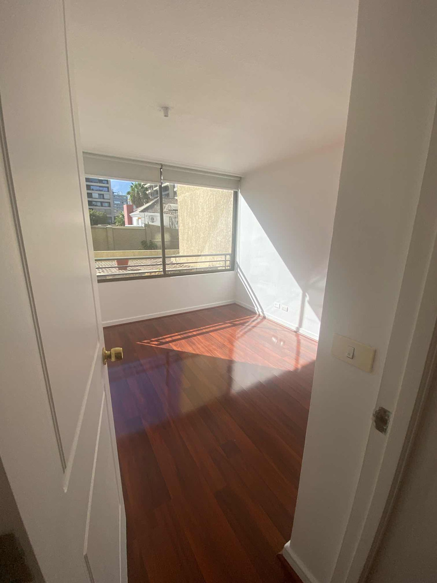 Venta Departamento 4D 3B 2E Rotonda Atenas - Las Condes