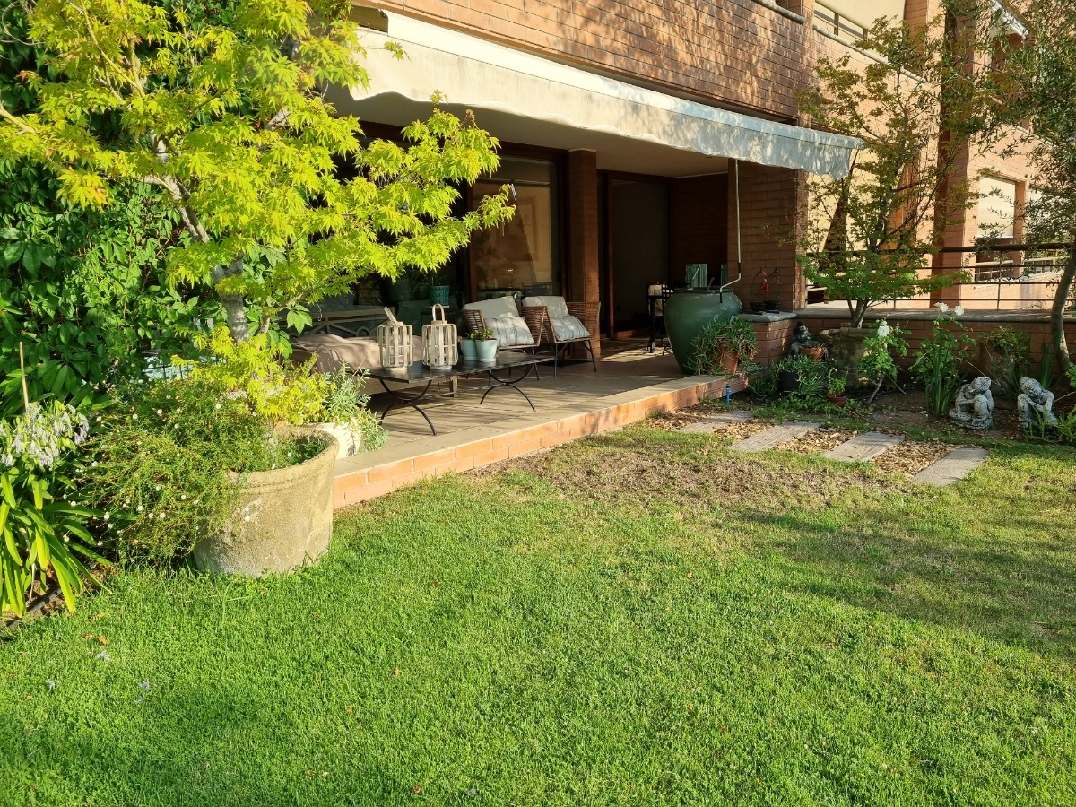 Venta Casa NOSP 5D 5B 4E 1B San Carlos de Apoquindo - Las Condes