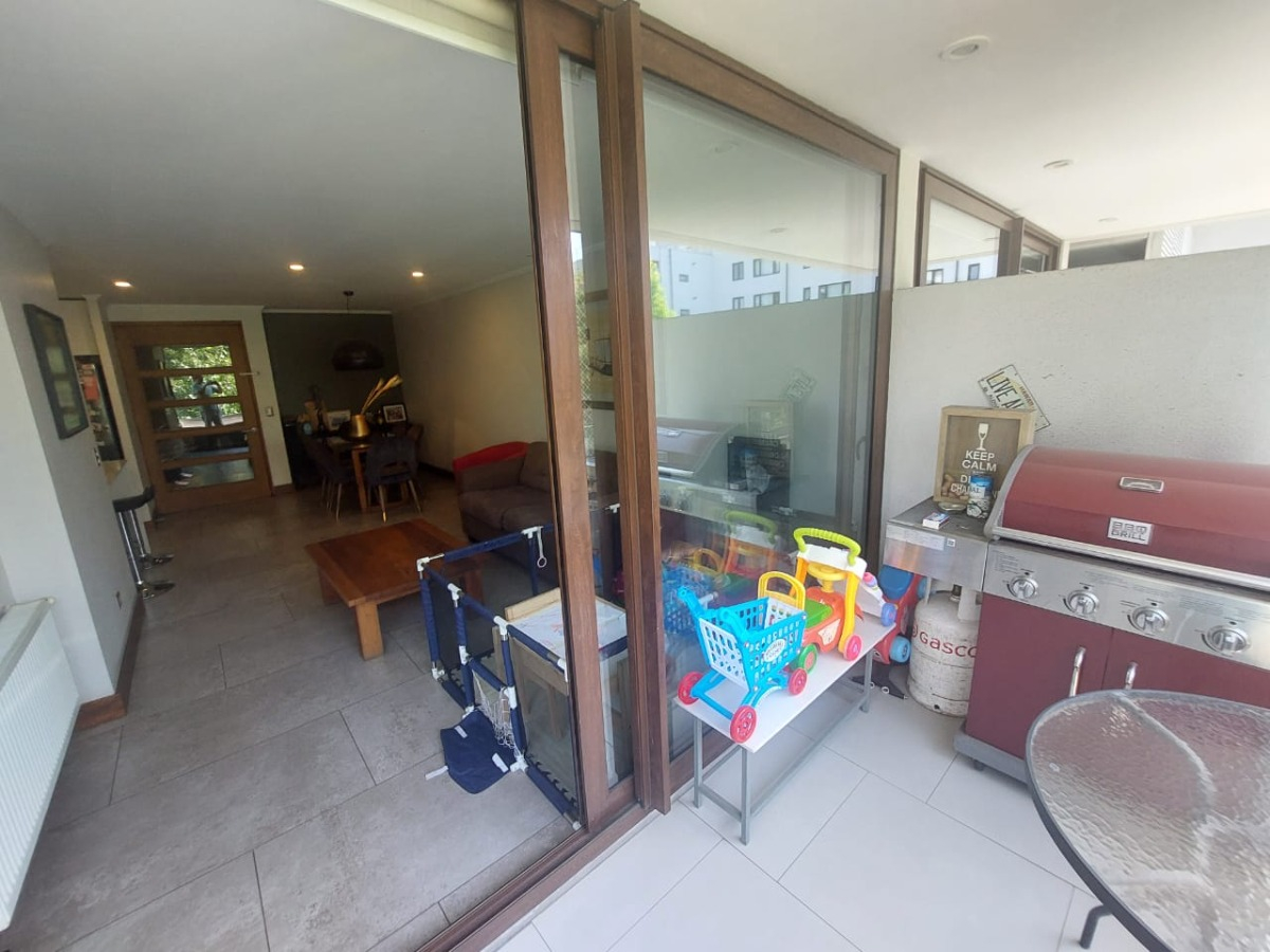 Arriendo Departamento S 2D en suite Walk-in cl&oacute;set 2B 2E 1B Jard&iacute;n Del Este - Vitacura