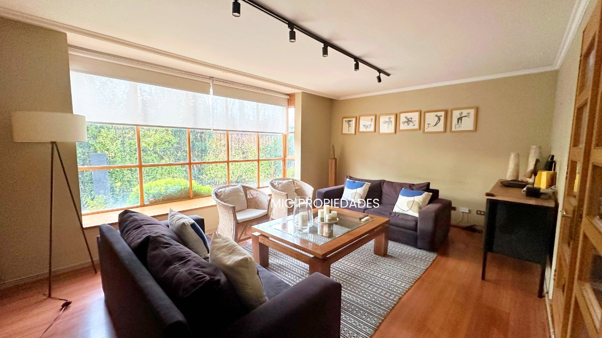 Venta Casa 5D en suite 4B 2E 2B San Carlos de Apoquindo - Las Condes