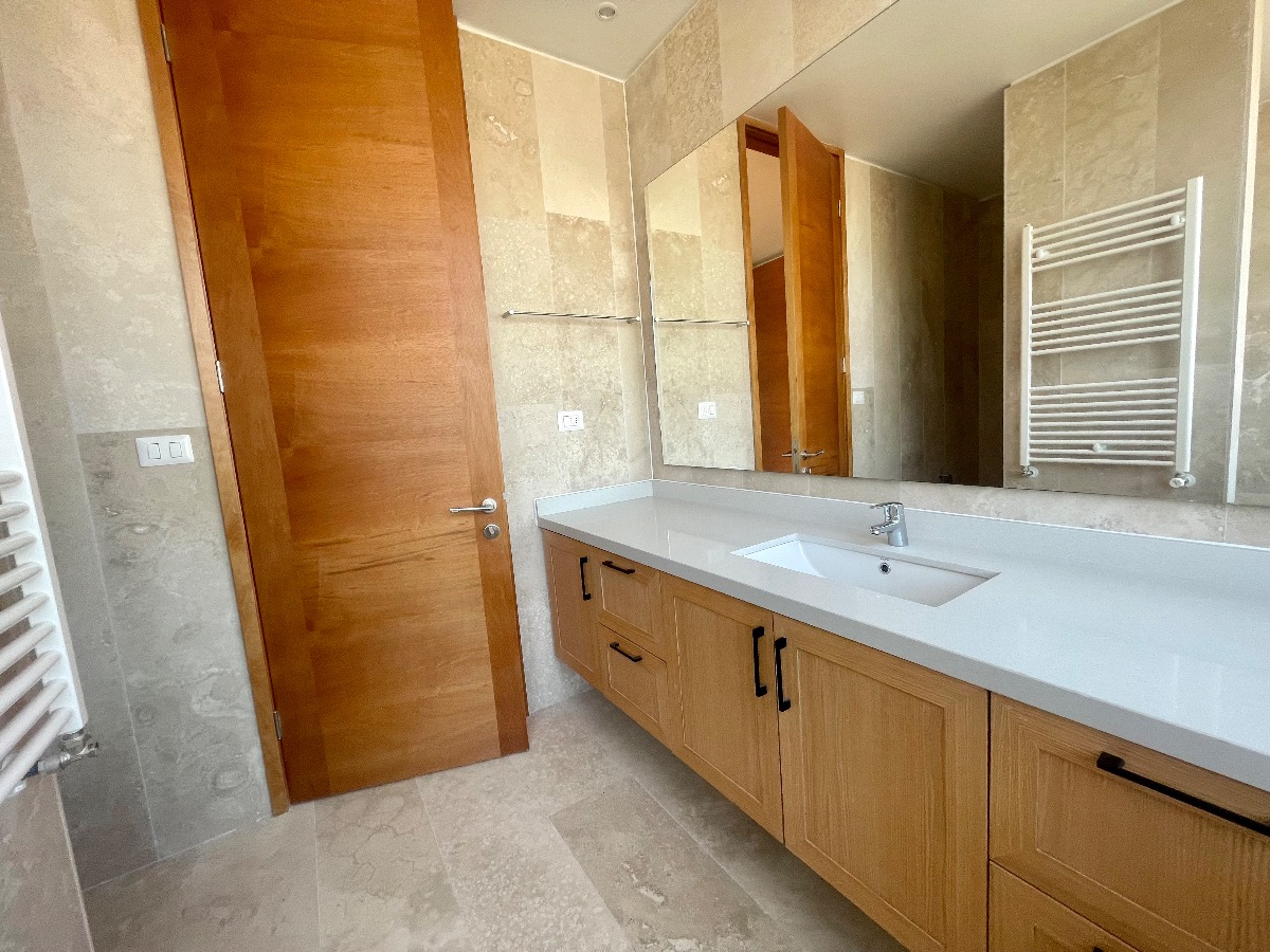 Venta Casa N 6D en suite Walk-in cl&oacute;set 5B 5E 2B Chicureo - Colina