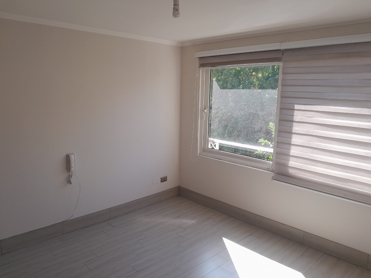 Arriendo Casa NOSP 5D en suite Walk-in cl&oacute;set 5B 2E Carlos Ossand&oacute;n - La Reina