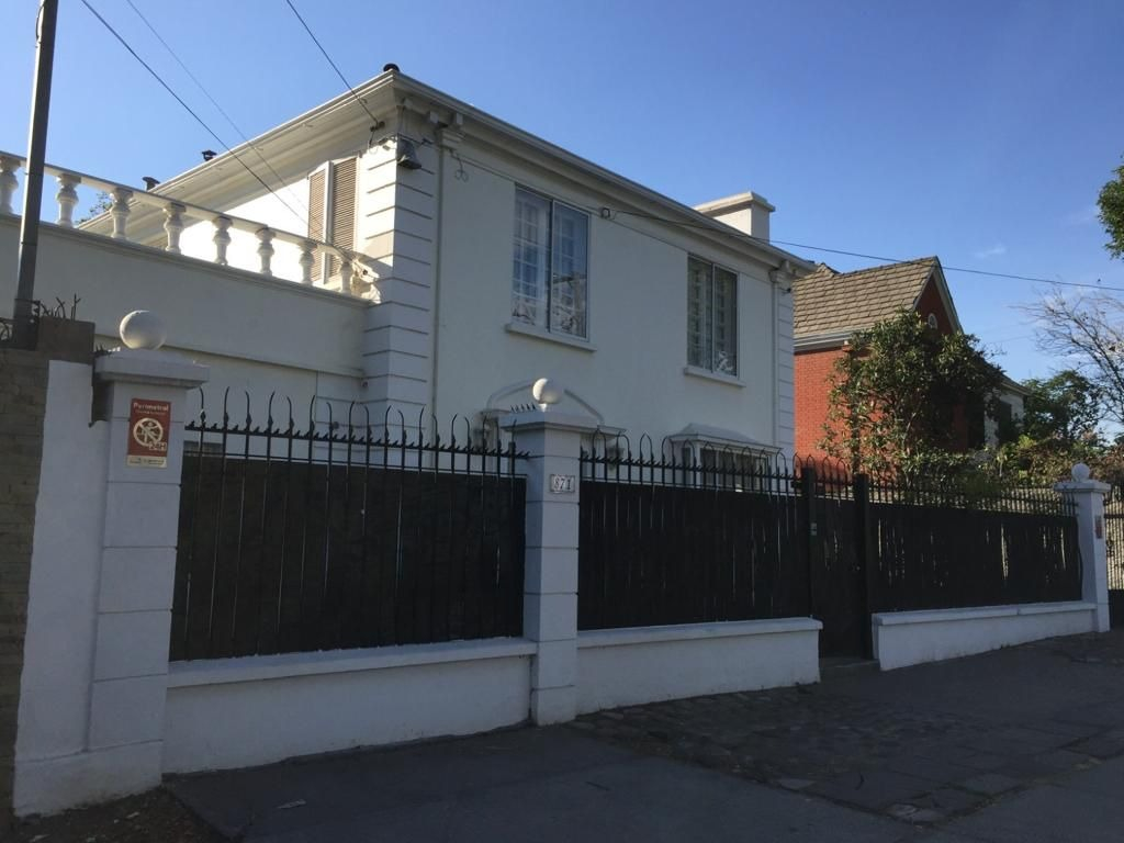 Venta Casa 4D Rotonda Atenas - Las Condes