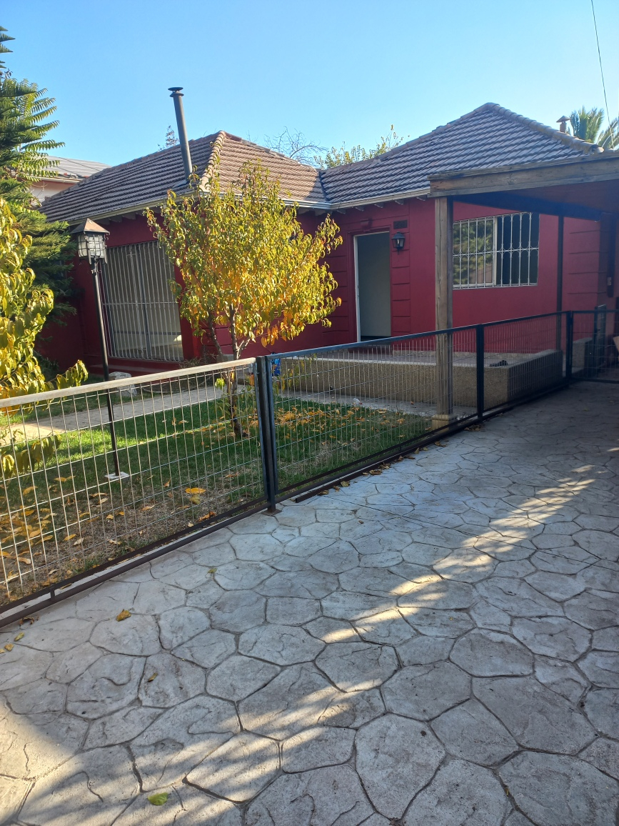 Arriendo Casa 3D 2B 5E 1B Pepe Vila - La Reina