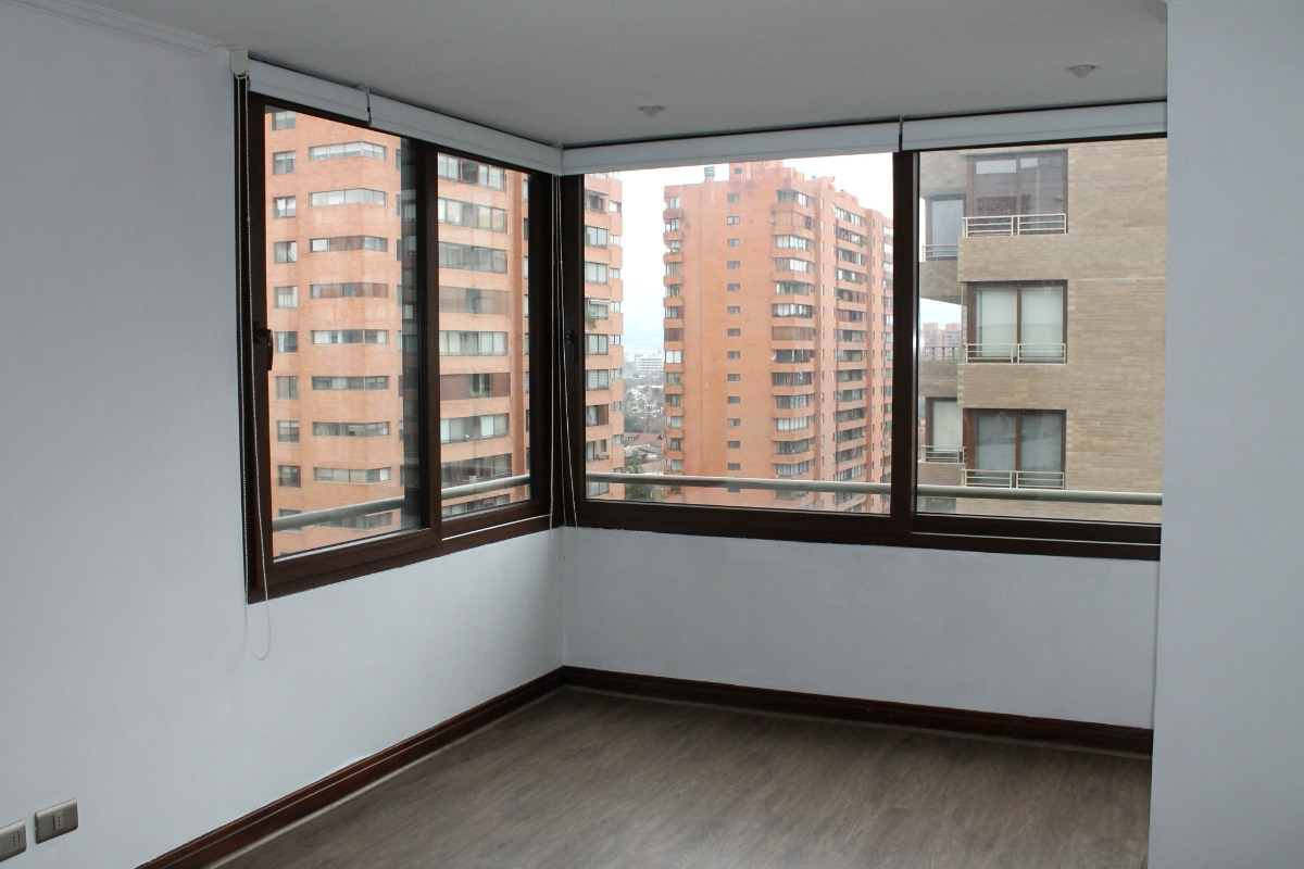 Arriendo Departamento SO 3D en suite Walk-in cl&oacute;set 3B 1E 1B Parque Arauco - Las Condes