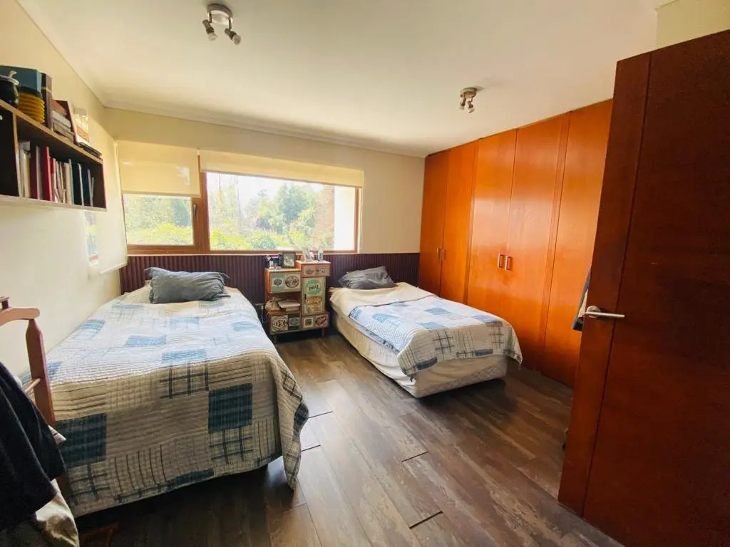 Venta Casa NO 6D 5B 4E 1B Los Dominicos - Las Condes