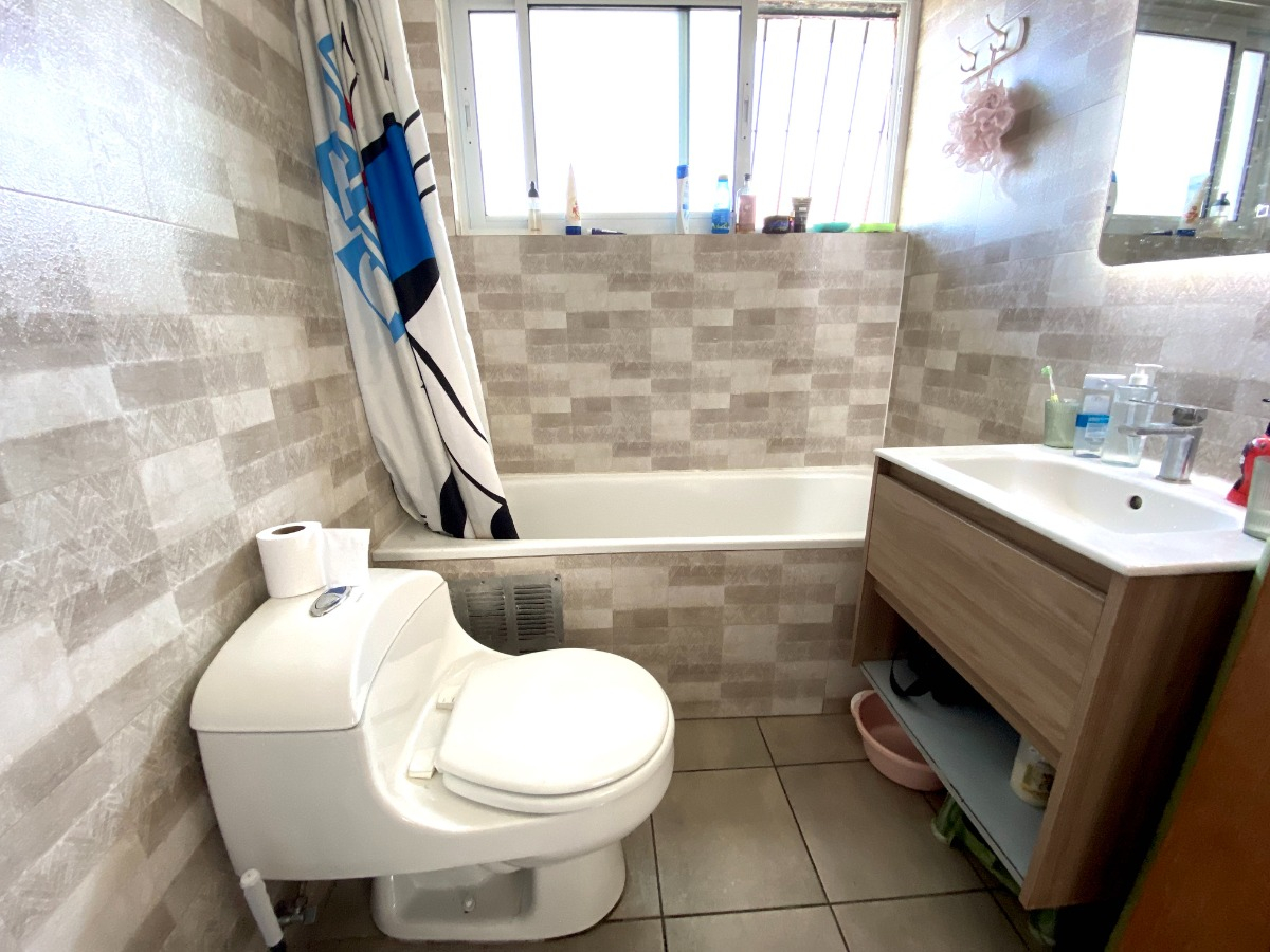 Arriendo Casa 4D 3B 3E 1B In&eacute;s de Su&aacute;rez - Providencia