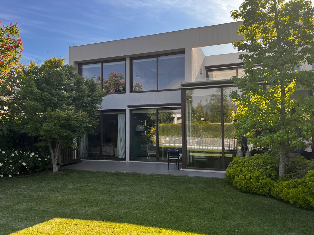 Venta Casa NO 4D 4B 3E 1B La Dehesa - Lo Barnechea