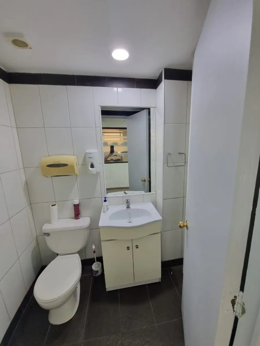 Arriendo Oficina SO 3B 1E 1B Los Leones - Providencia