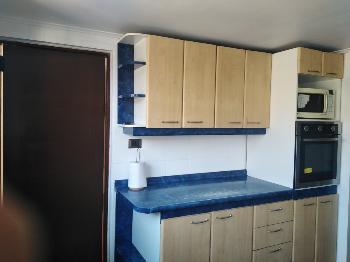 Venta Casa 3D en suite Walk-in cl&oacute;set 3B 2E Troncos Viejos - La Reina