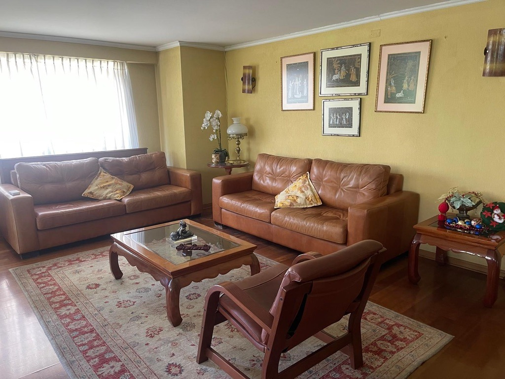 Venta Departamento NO 4D en suite 4B 2E 1B Metro Escuela Militar - Las Condes