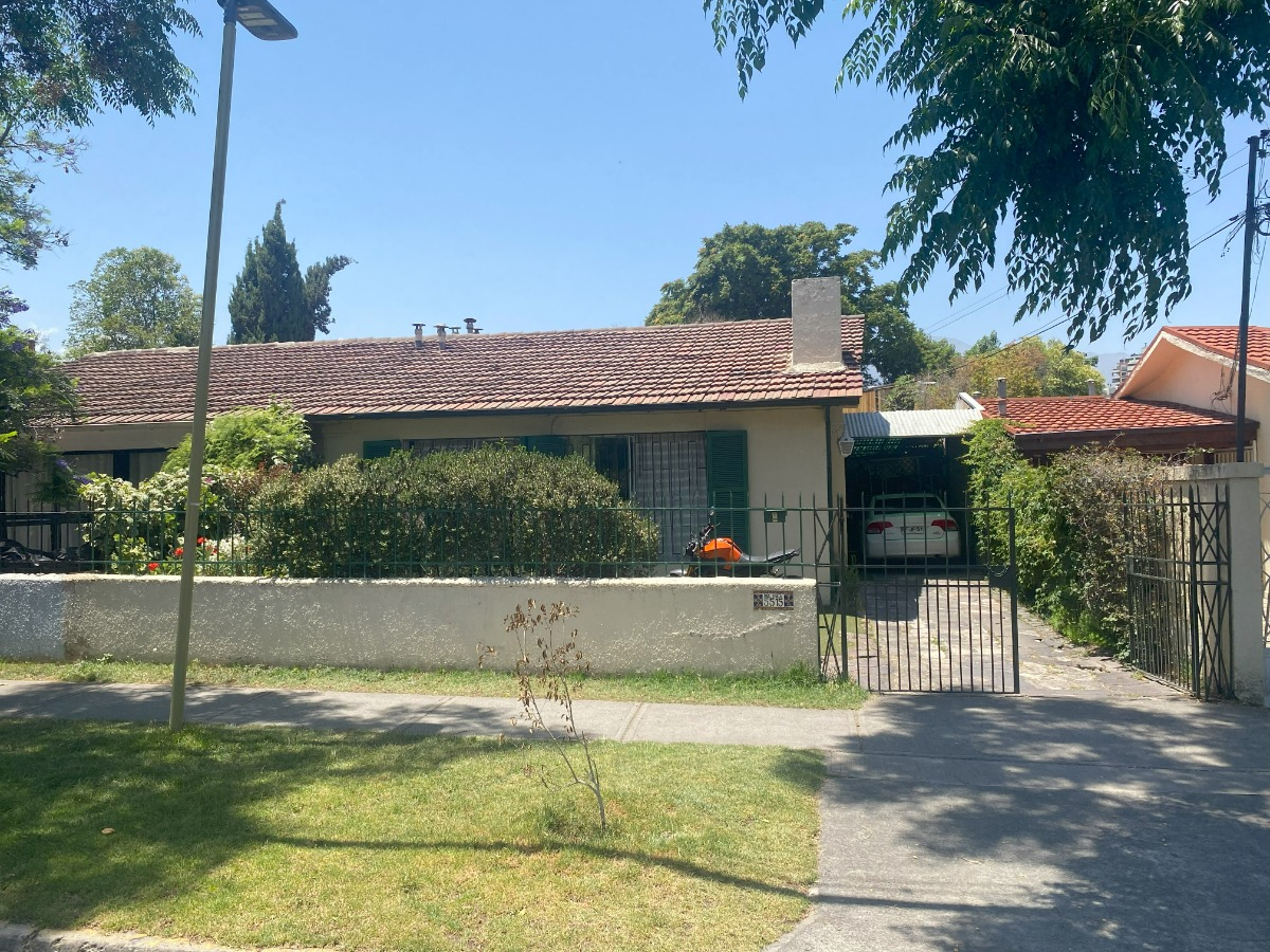 Venta Casa 4D Metro Manquehue - Apumanque - Las Condes