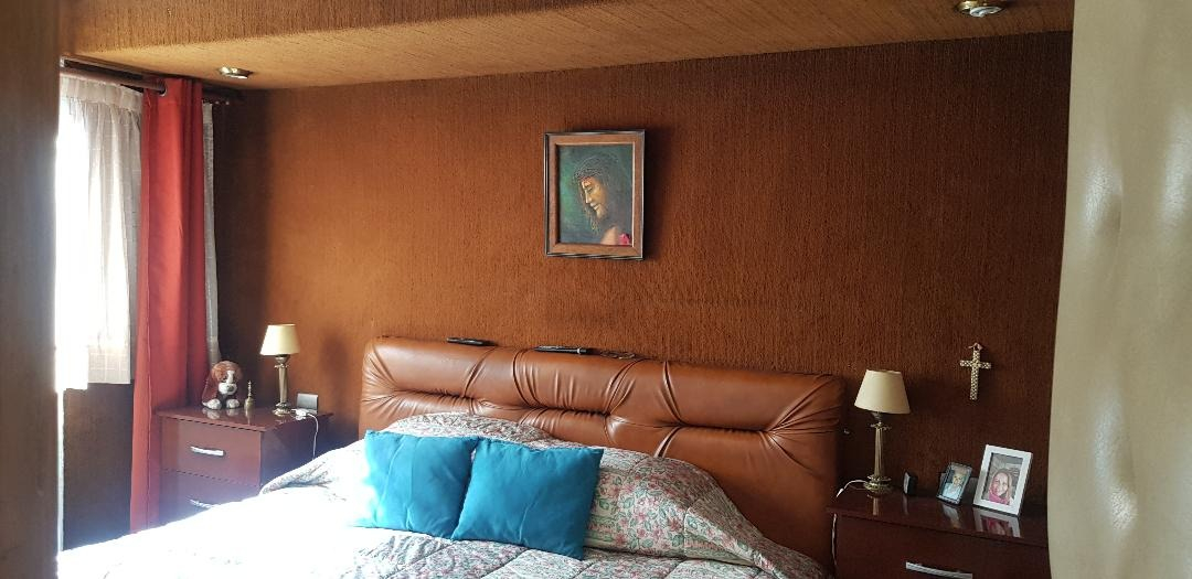 Venta Casa NP 3D Walk-in cl&oacute;set 2B 2E Metro Irarr&aacute;zaval - &Ntilde;u&ntilde;oa