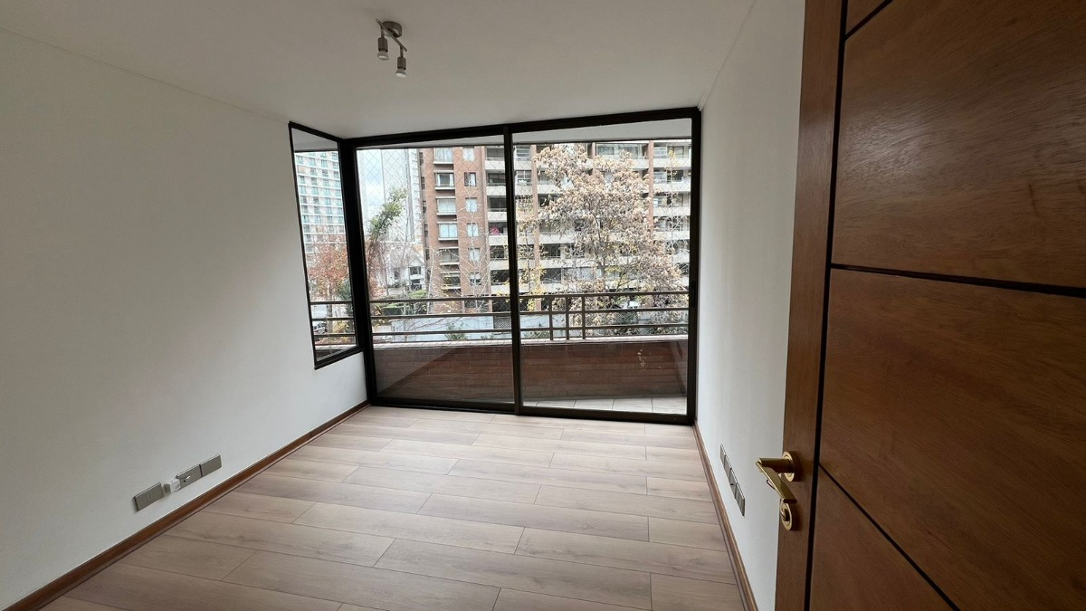 Arriendo Departamento SP 3D en suite 2B 2E 1B Barrio El Golf - Las Condes