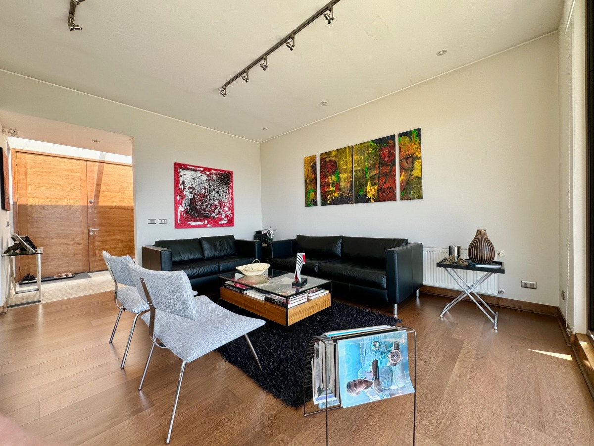 Venta Casa NO 4D en suite Walk-in cl&oacute;set 3B 2E 1B Los Trapenses - Lo Barnechea