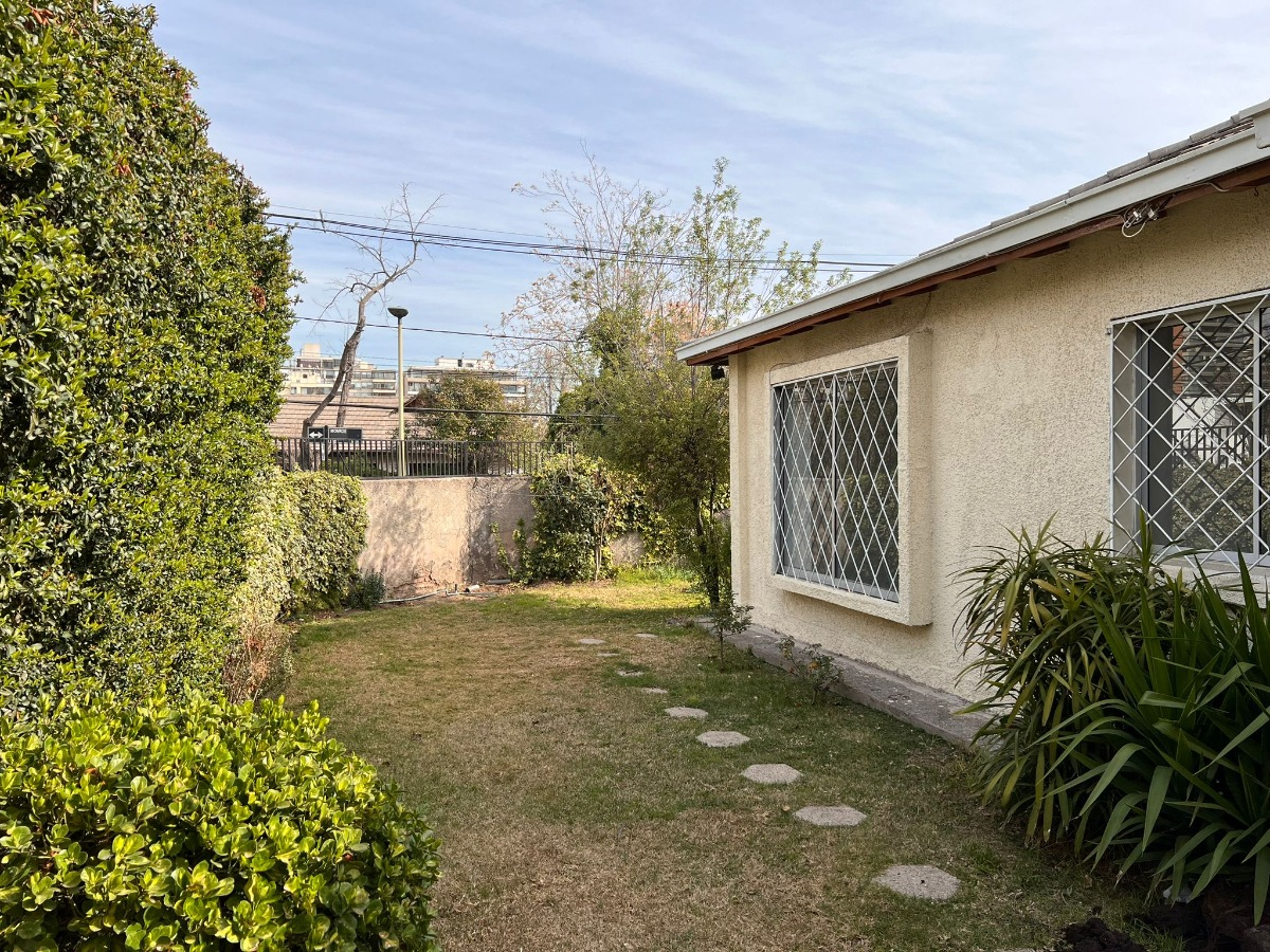 Arriendo Casa 4D 2B 1E 1B Rotonda Atenas - Las Condes