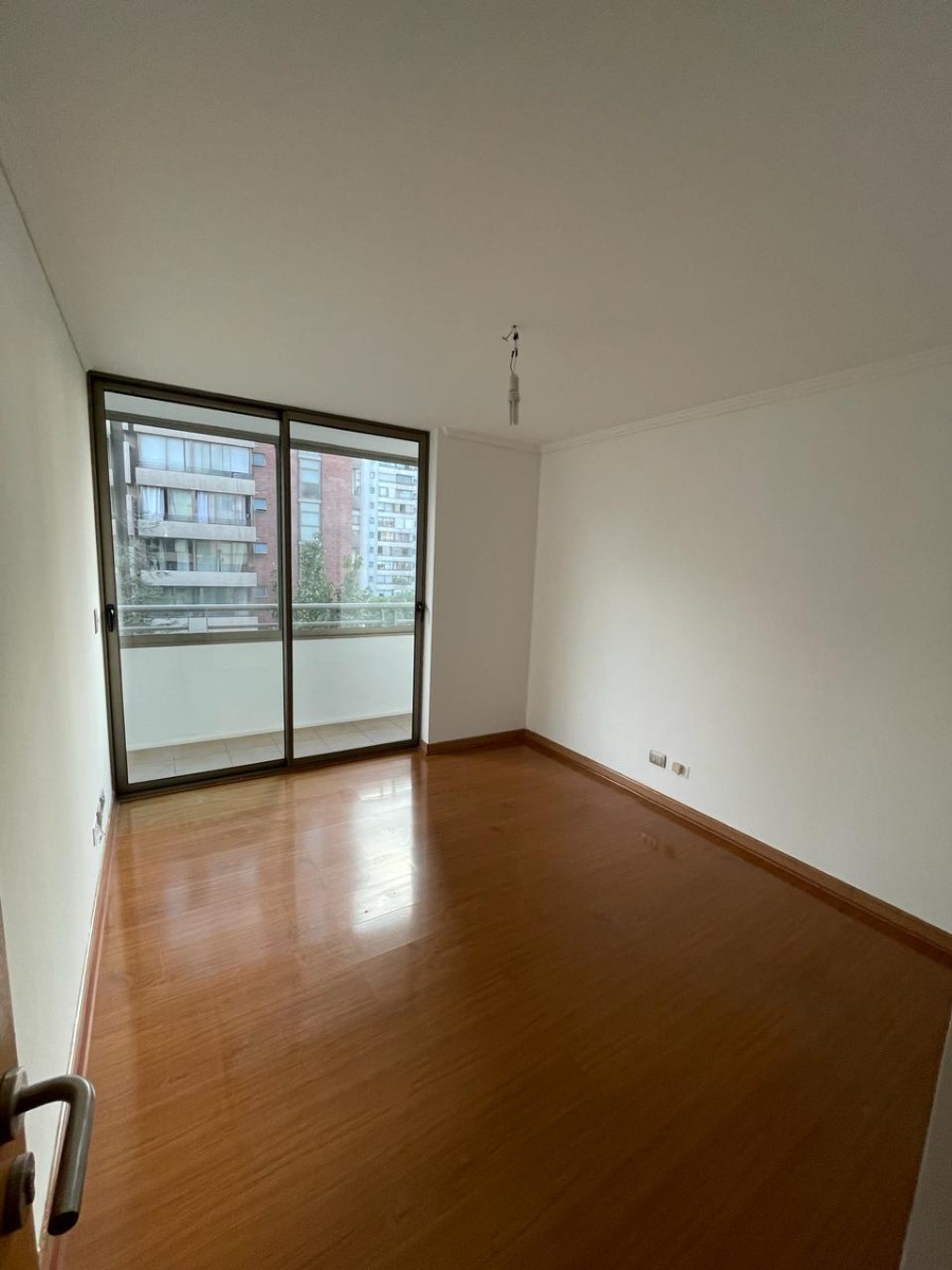Venta Departamento SP 4D en suite Walk-in cl&oacute;set 3B 1E 1B Vaticano - Las Condes
