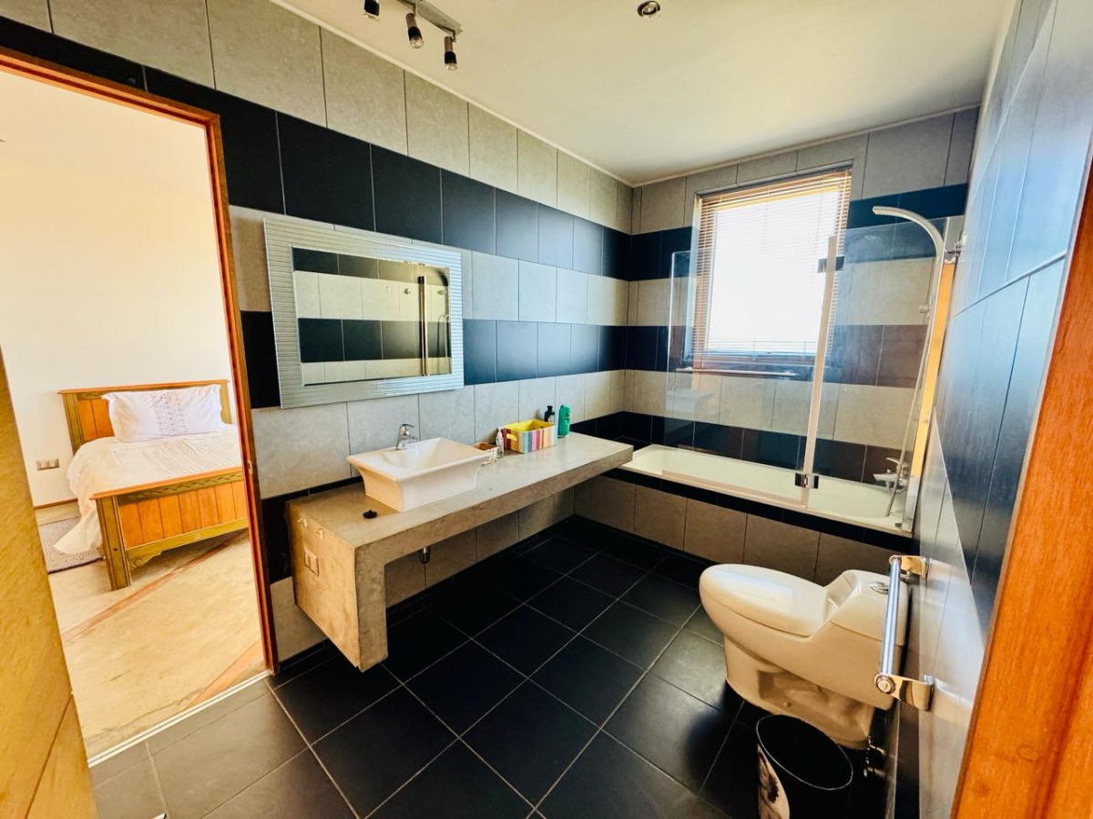 Venta Casa NP 7D en suite Walk-in cl&oacute;set 7B 6E 1B Las Cujas - El Pangue - Zapallar