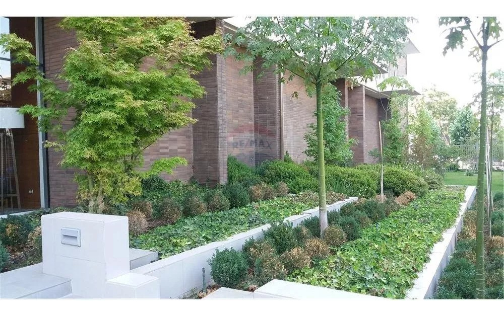 Arriendo Departamento 2D en suite 2B 1E 1B Metro Hernando de Magallanes - Las Condes