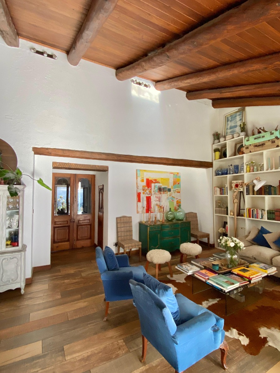 Venta Casa NO 4D en suite 4B 2E 1B Juan XXIII - Vitacura