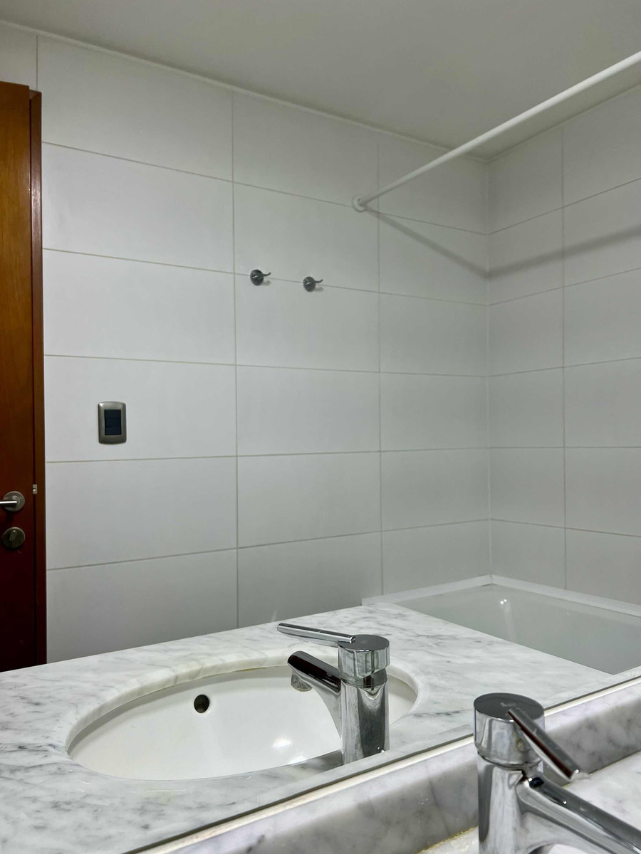 Arriendo Departamento 2D 2B 1E 1B Metro Bilbao - Providencia