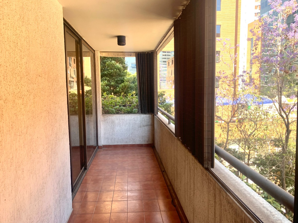 Arriendo Departamento SP 3D en suite 3B 2E 1B Barrio El Golf - Las Condes