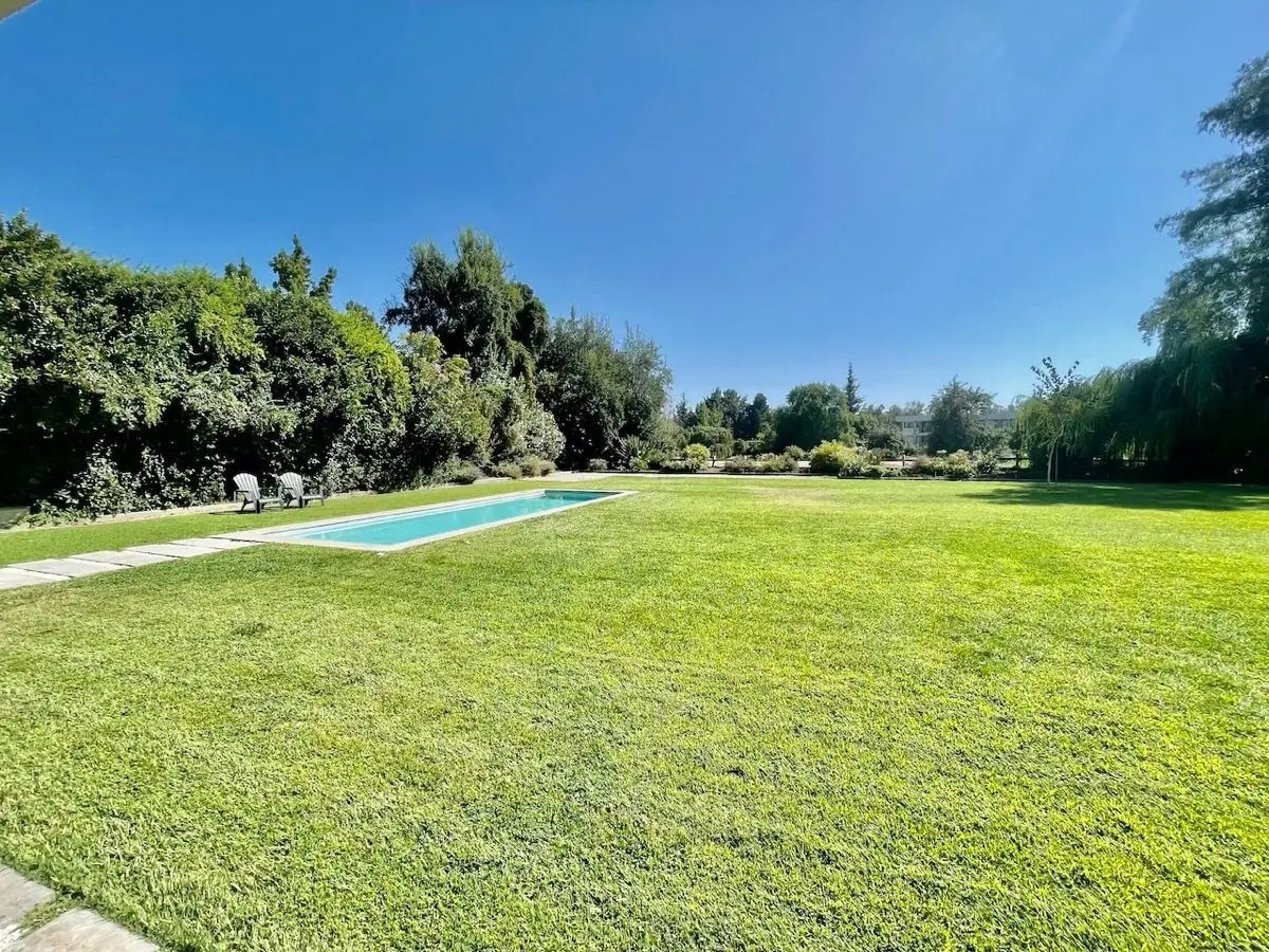Venta Casa NO 5D en suite Walk-in cl&oacute;set 5B 4E 1B Chicureo - Colina
