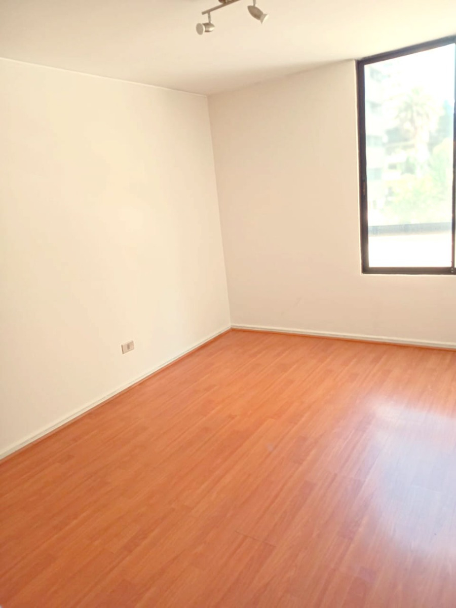 Venta Departamento O 3D en suite 2B 1E 1B Vaticano - Las Condes