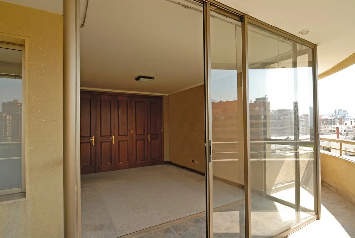 Venta Departamento SO 4D en suite Walk-in cl&oacute;set 4B 2E 1B Metro Manquehue - Apumanque - Las Condes