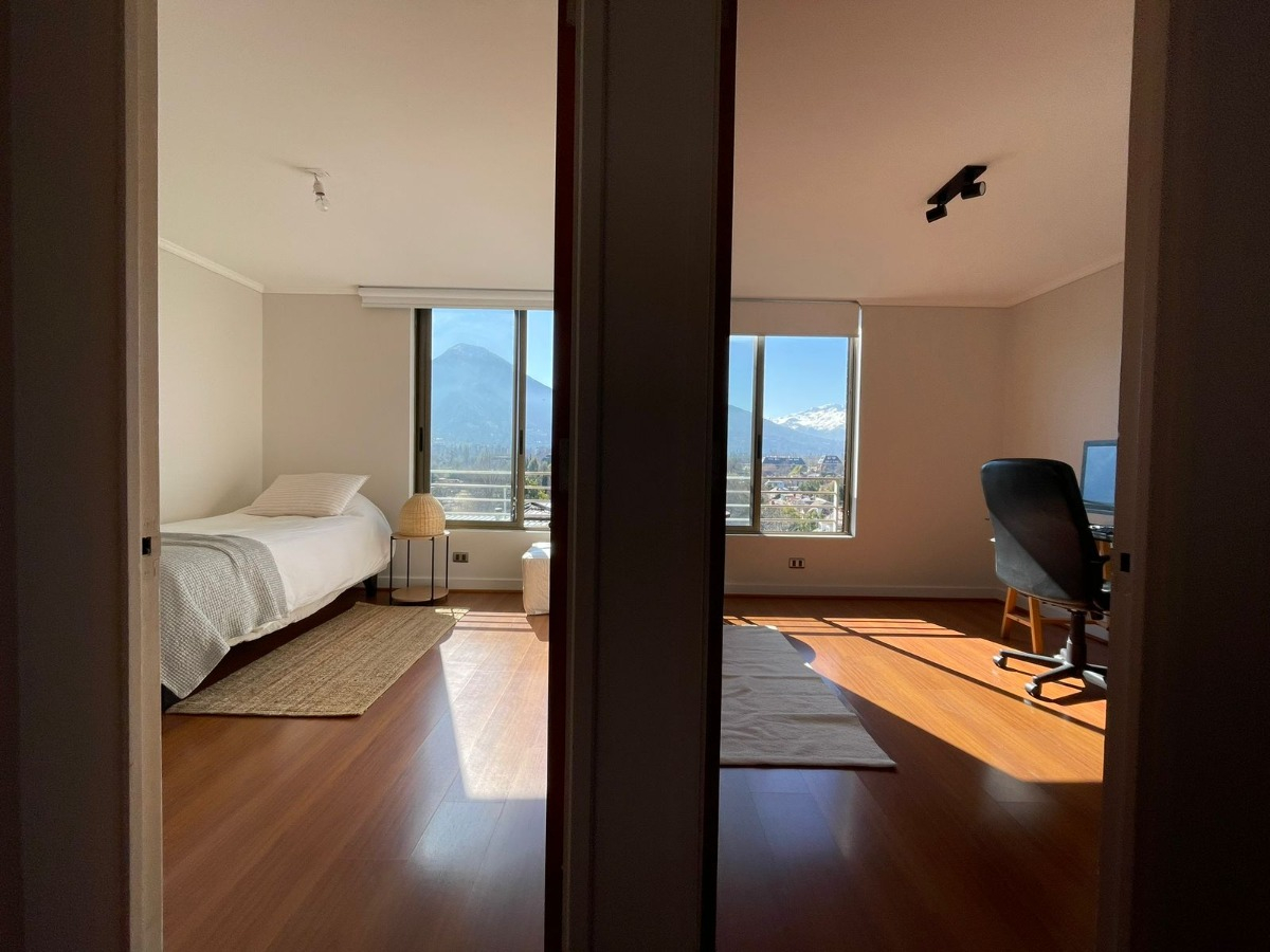 Arriendo Departamento NO 4D en suite Walk-in cl&oacute;set 3B 2E 1B Borde R&iacute;o - Casa Piedra - Vitacura