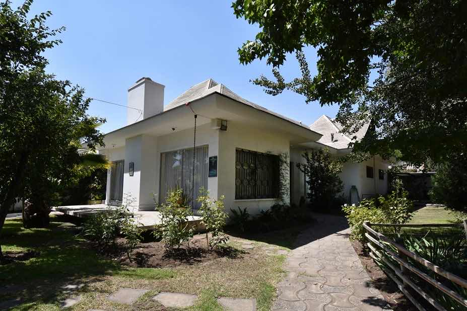 Arriendo Casa 5D 4B 4E 1B Los Dominicos - Las Condes