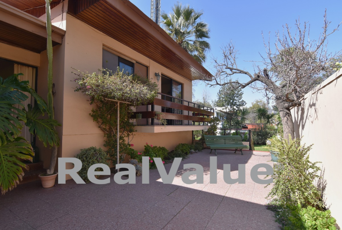 Venta Casa NOSP 5D en suite 3B 2E 1B Los Dominicos - Las Condes