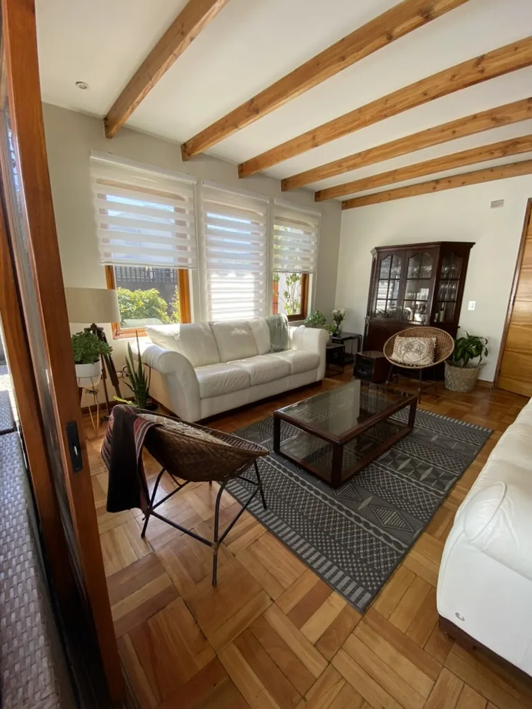 Venta Casa NP 4D WI cl&oacute;set Suite 3B 2E 1Bd Estadio Manquehue - Vitacura