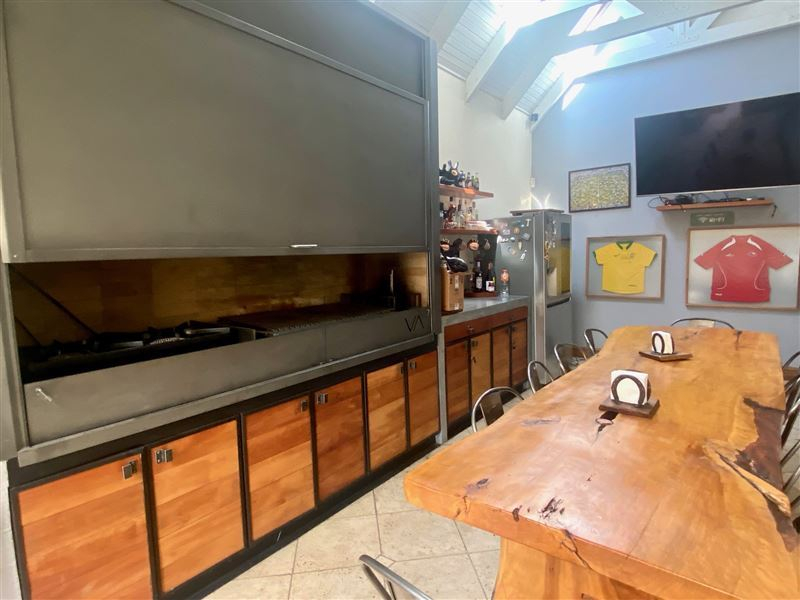 Venta Casa Norte 7D en suite Walk-in cl&oacute;set 6B 8E 2B Los Trapenses - Lo Barnechea
