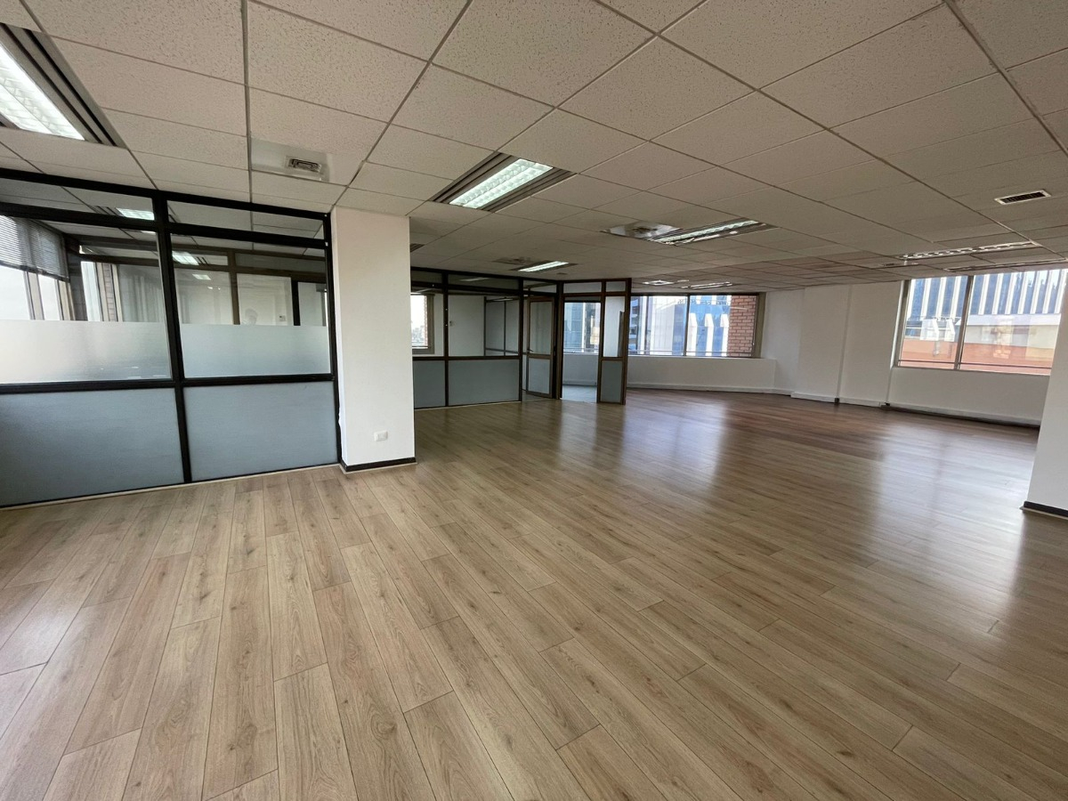 Arriendo Oficina 2B Centro Financiero - Las Condes