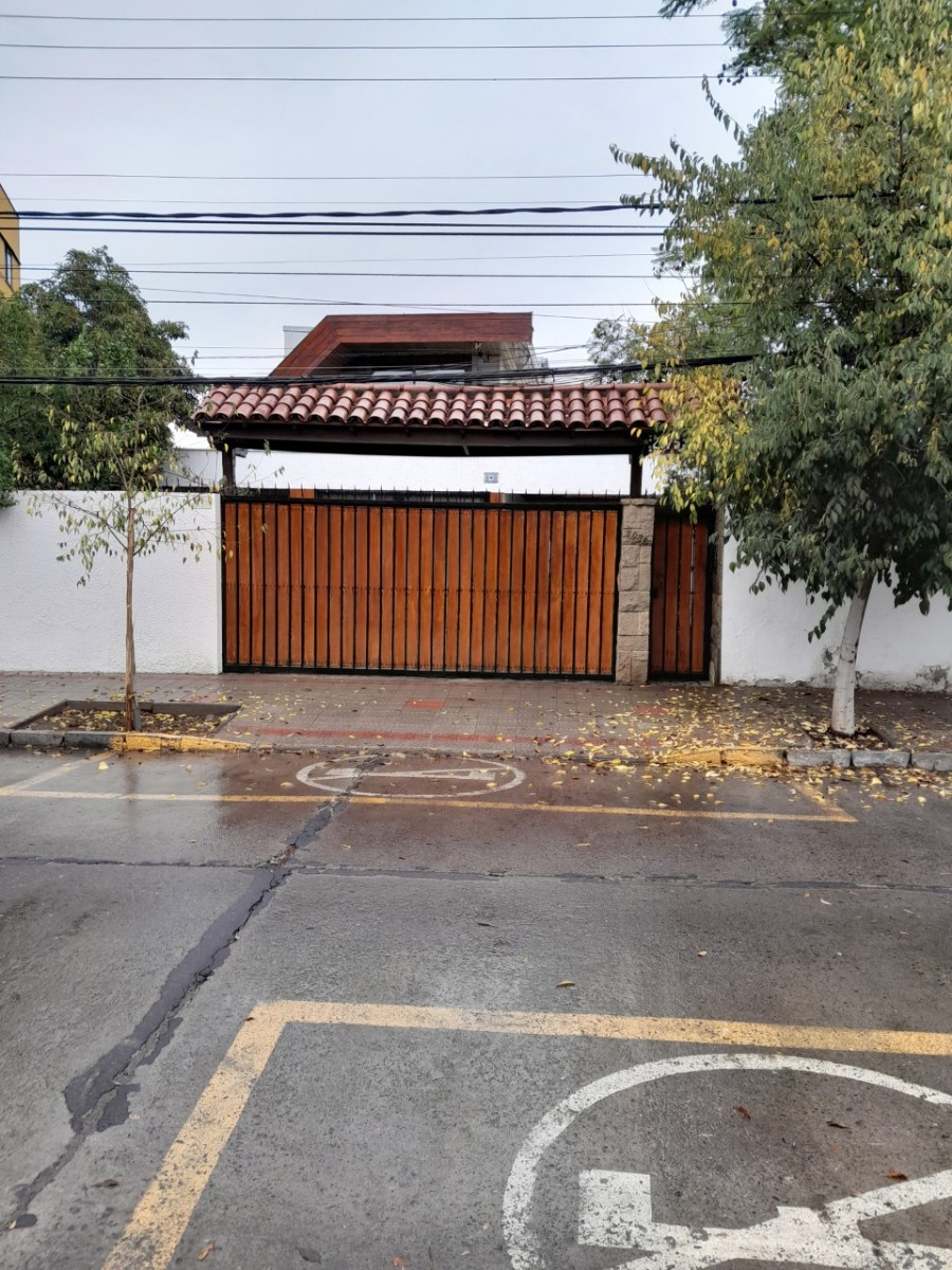 Venta Casa O 4D 4B 3E Metro Bilbao - Providencia